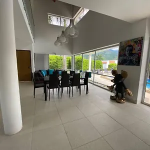 Villa Cómoda Casa Finca Con Piscina - San Jerónimo, Ant, Medellín