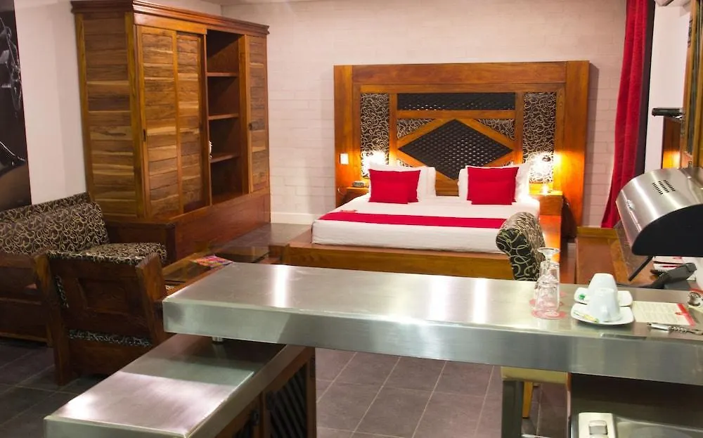 Hotel Du Parc 메딜린 5*,