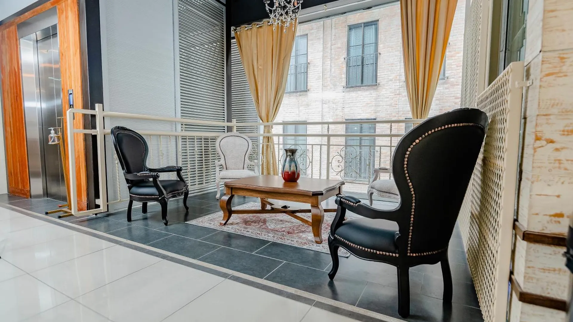 Hotel Du Parc 메딜린